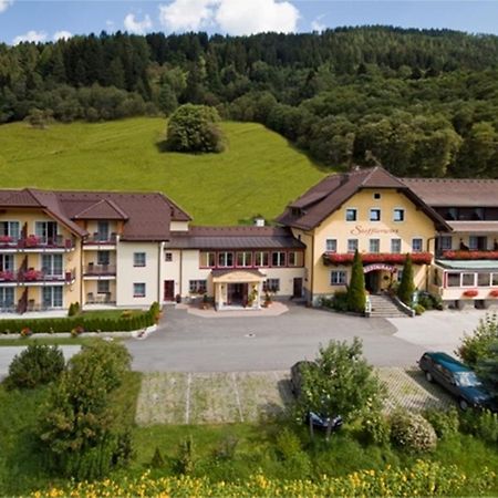 Landhotel Stofflerwirt Sankt Michael im Lungau Dış mekan fotoğraf