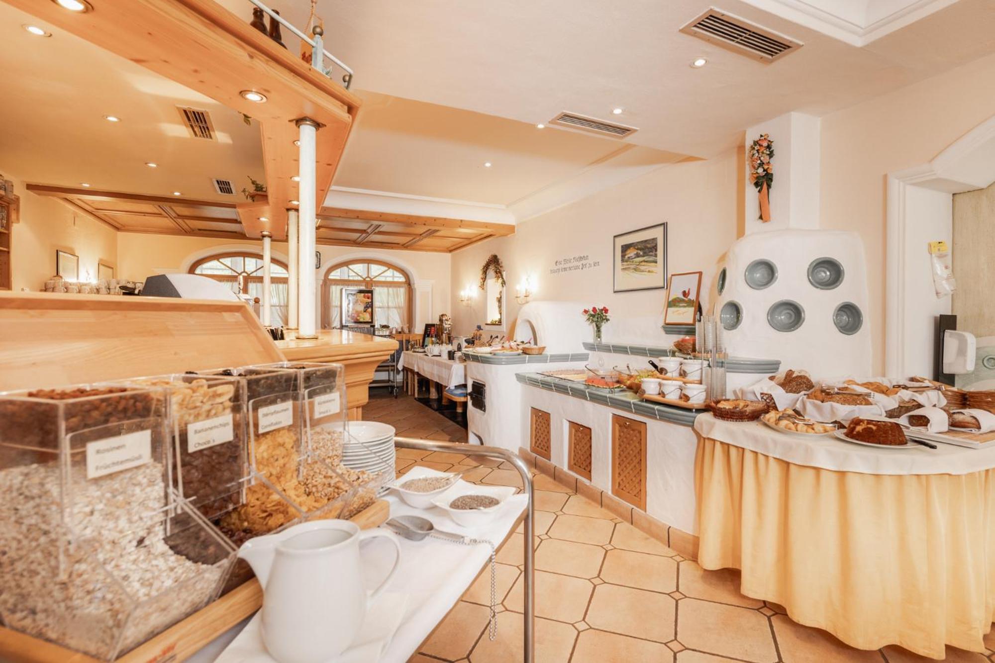 Landhotel Stofflerwirt Sankt Michael im Lungau Dış mekan fotoğraf