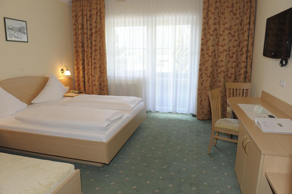 Landhotel Stofflerwirt Sankt Michael im Lungau Oda fotoğraf