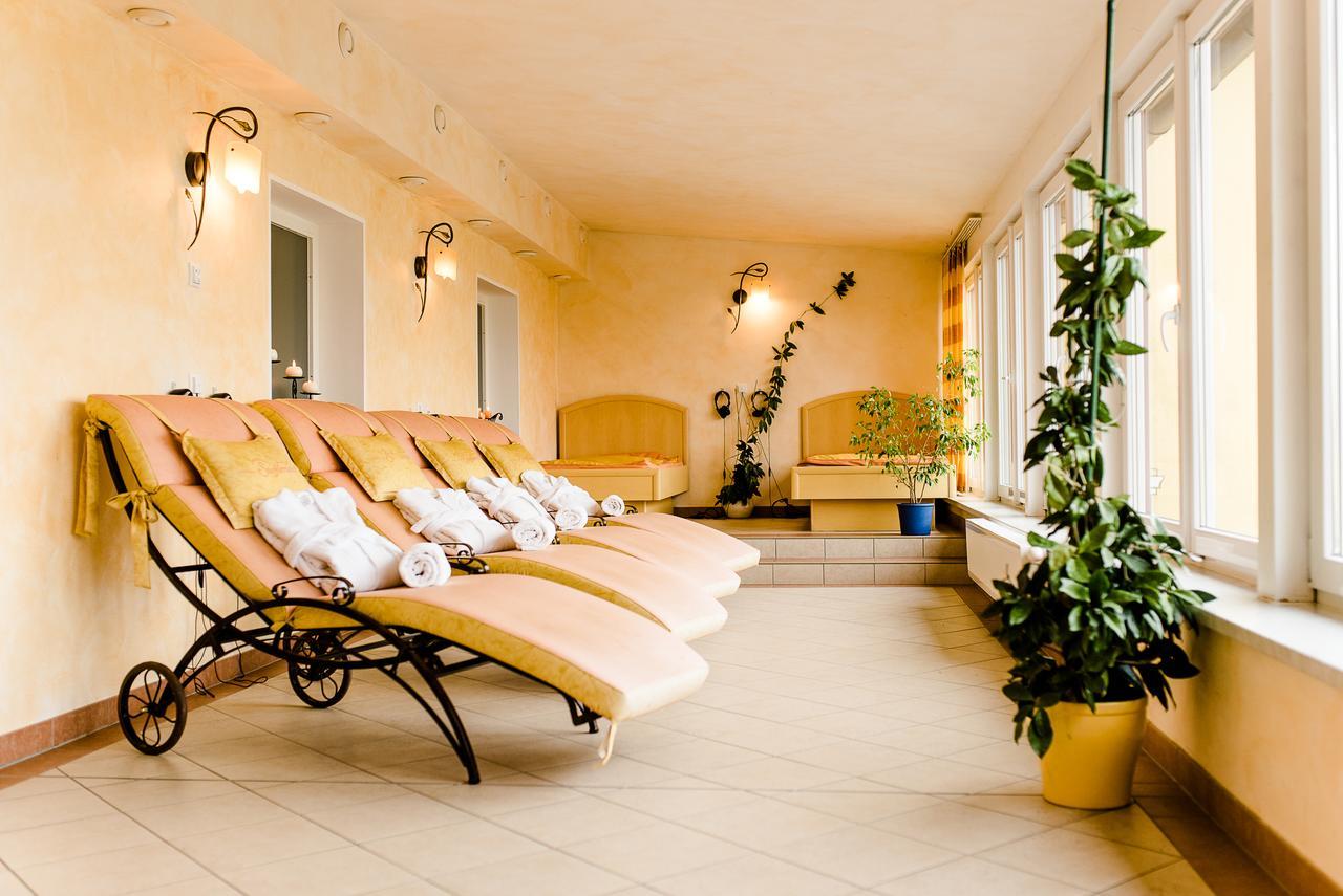 Landhotel Stofflerwirt Sankt Michael im Lungau Dış mekan fotoğraf