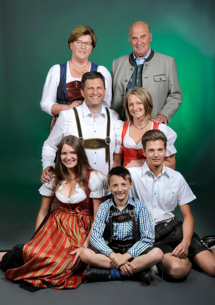 Landhotel Stofflerwirt Sankt Michael im Lungau Dış mekan fotoğraf